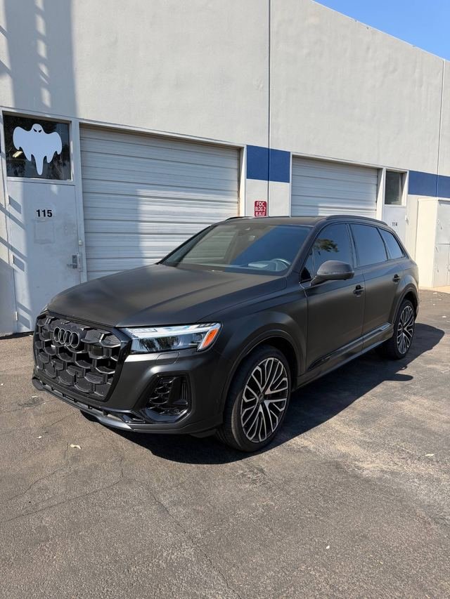 Matte black Audi SQ7 with Phantom Tint
